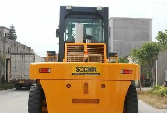 叉車出租：綠色智能時(shí)代的供應(yīng)鏈革新利器 租賃叉車公司五步法